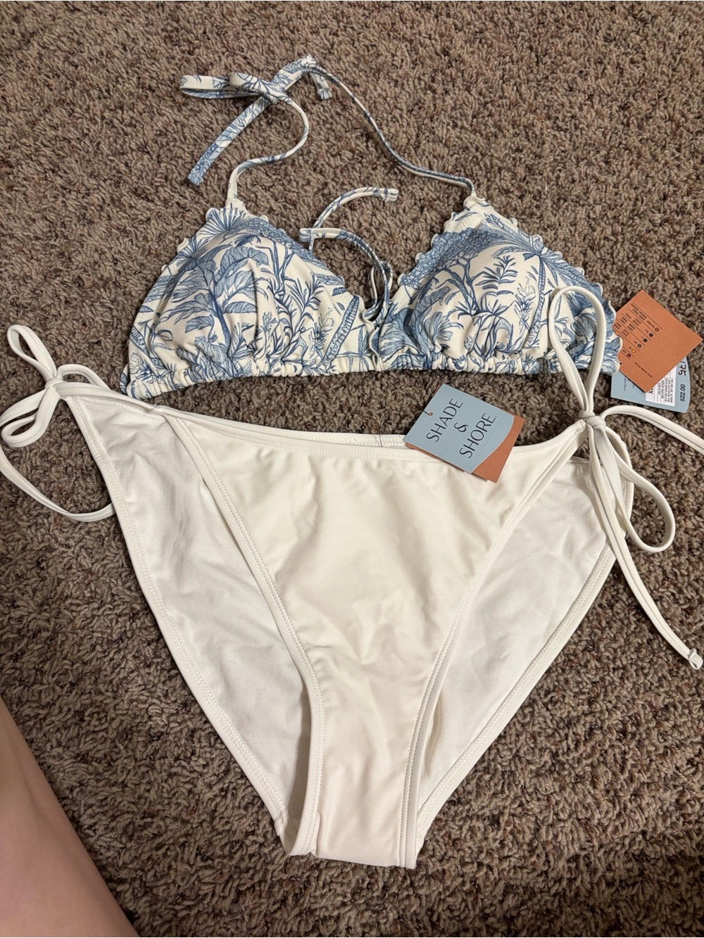 Size XL Shade and Shore bikini set